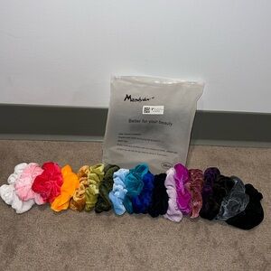 NEVER USED 18 Count Multi-Colored Scrunchies
